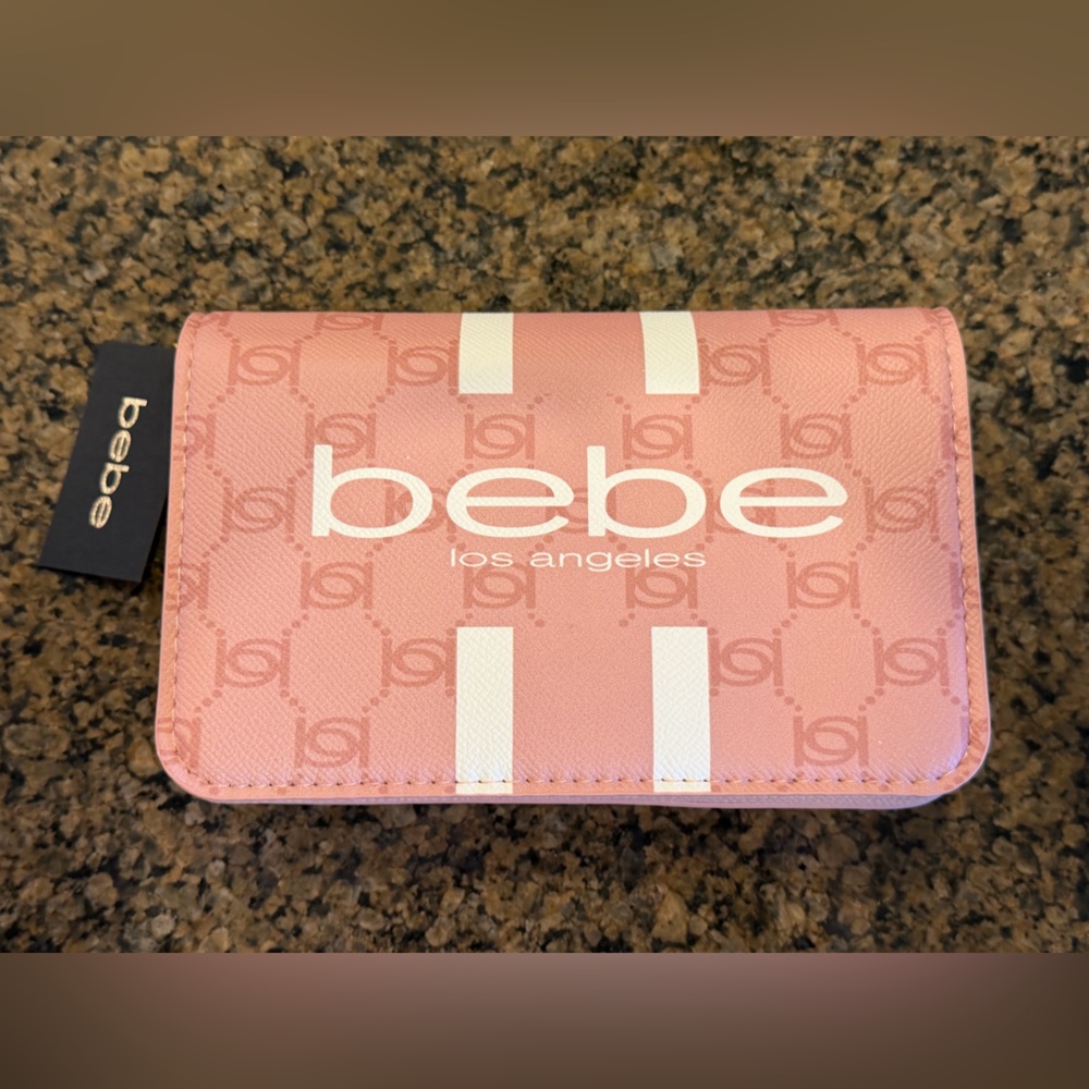 Bebe paisley flap Pink Crossbody Bag purse gold strap boho hippie classy NWT